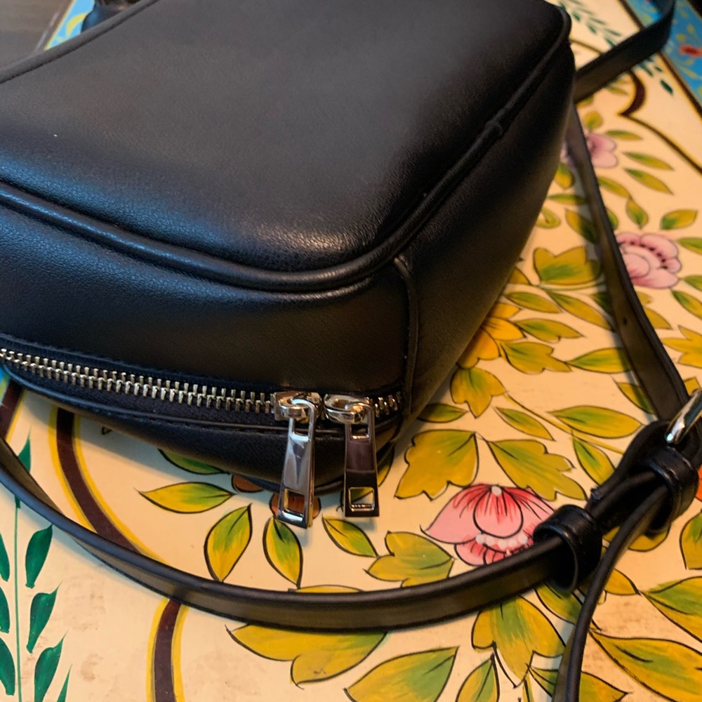 BNWT! Sole Society crossbody - Picture 8 of 8